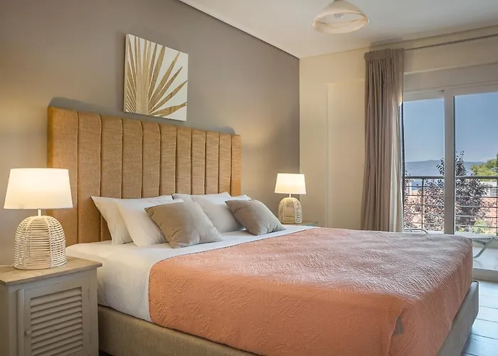 Апарт-отель Meliti Waterfront Каравомилос