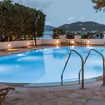 Meliti Waterfront Hotel de apartamente 4*