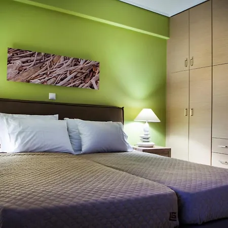 Meliti Waterfront 4* Karavomylos