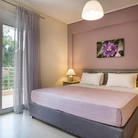 Meliti Waterfront Aparthotel 4*