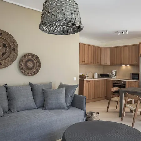 Aparthotel Meliti Waterfront Karavomylos