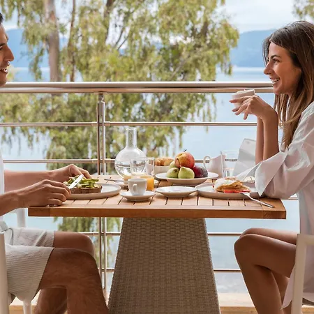 Meliti Waterfront 4*