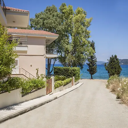Meliti Waterfront Apart-hotel 4*