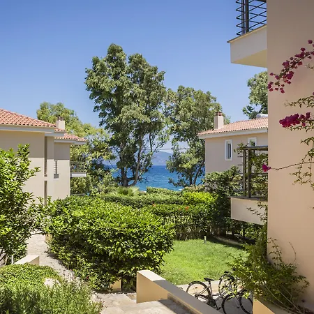 Meliti Waterfront Lägenhetshotell Karavomylos
