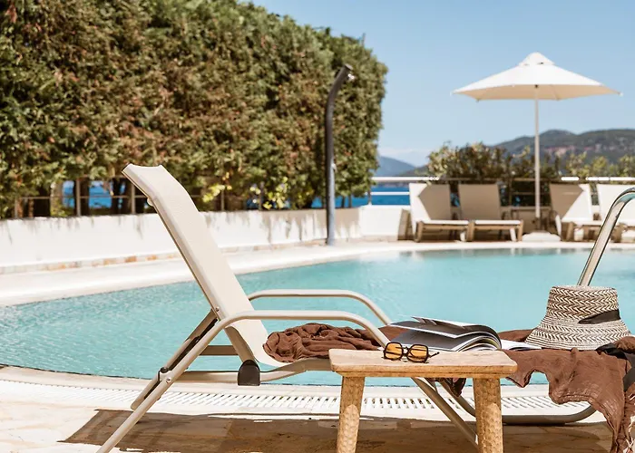 Meliti Waterfront Karavomylos