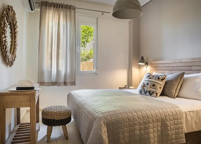 Meliti Waterfront Lägenhetshotell Karavomylos