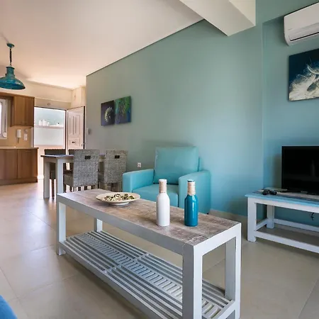 Ξενοδοχείο με διαμερίσματα Meliti Waterfront 4*