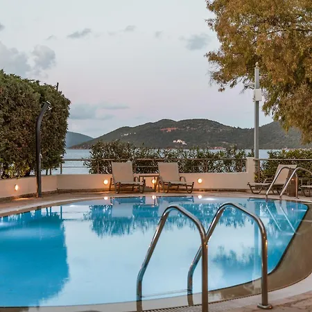 Meliti Waterfront Ξενοδοχείο με διαμερίσματα 4*