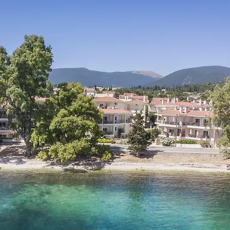 Ξενοδοχείο με διαμερίσματα Meliti Waterfront Καραβόμυλος